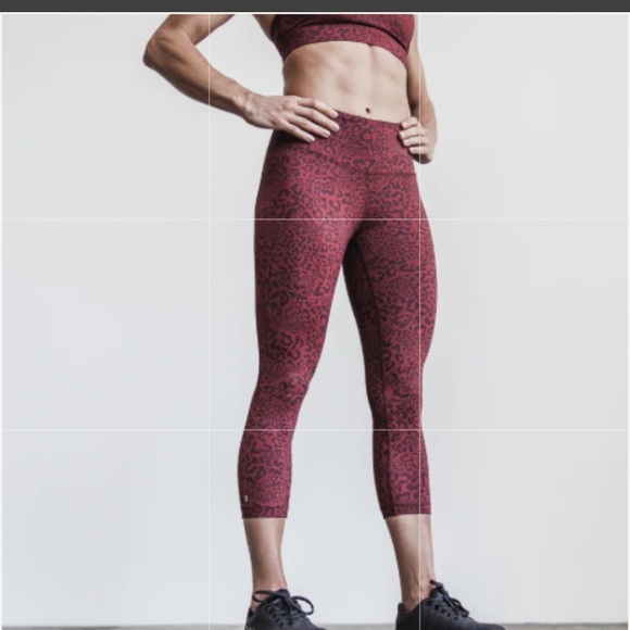 NOBULL Pants & Jumpsuits No Bull Crossfit Leggings Amazing Fit Accentuates Your Backside
